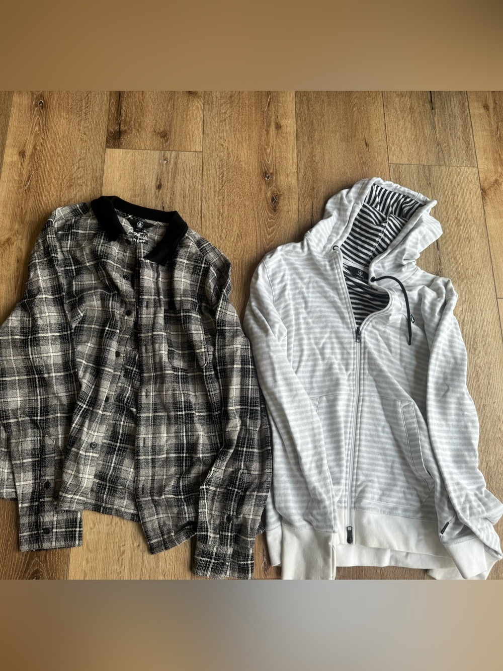 Mens Medium Volcom shirt AND jacket